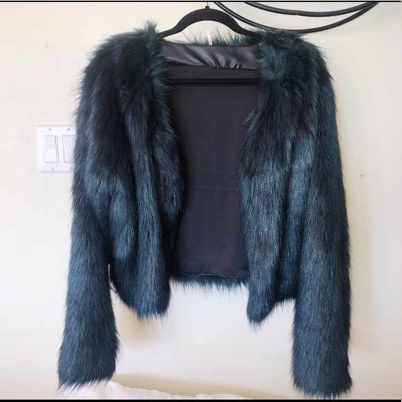 Free People Jackets & Blazers - FREE PEOPLE TEAL FAUX FUR COAT